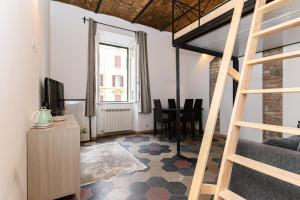 caracciolo house