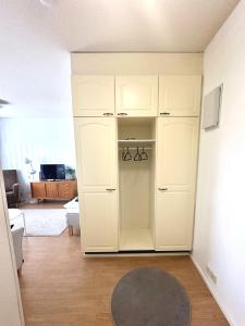 Tilava kt yksiö, lasitettu parveke