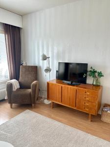 Tilava kt yksiö, lasitettu parveke