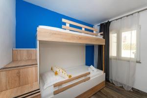 My Dalmatia - Sea view apartment Klara with garage and barbecue