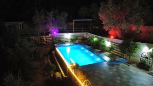 Sunny-hill apartment