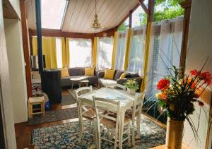Maisons de vacances Grand Gite CLIMATISE Ma Maison de Vacances proche de La Rochelle 10 personnes : photos des chambres