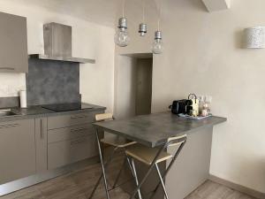 Appartements T2 Sartene centre ville : photos des chambres