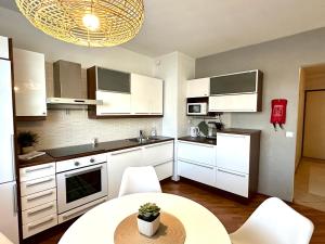 Iso saunallinen kaksio lähellä keskustaa