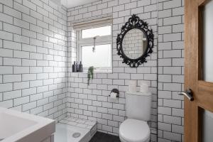 Home from Home Garden Free Parking Long Term Stays