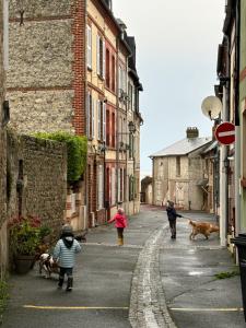 Maison de pêcheur petite vue mer centre village