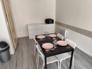 Studio meublé centre ville- gare Villers Cotterets