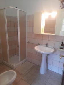Camera Matrimoniale/Doppia con Letti Singoli con Bagno Privato