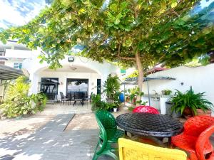 Casa Mandulia Beachfront House