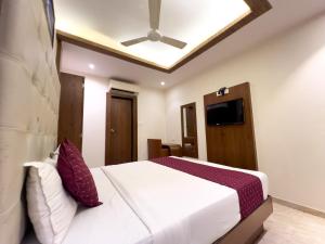 GATEWAY STAR HOTEL