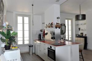 Bright apartment in the heart of Marseille