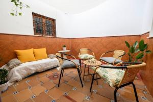 Family home in Barbate patio & Azotea