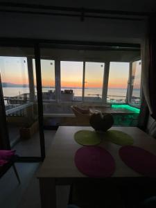 Sea view apartment