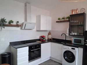 Appartements Beautiful new apartment, central, terrace, clim : photos des chambres