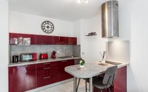 Chic appartement, coeur de Saint Tropez, Place des Lices