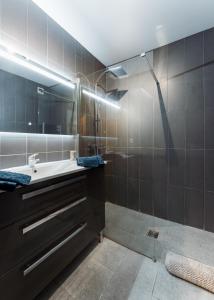 Chic appartement, coeur de Saint Tropez, Place des Lices