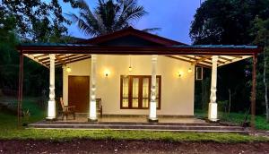 Mendis Villa