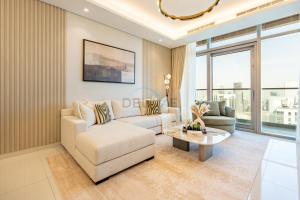 2BR with Balcony Overlooking City and Burj Khalifa, Minutes Away from Dubai Mall, Paramount Tower Hotel and Residences, Business Bay by Deluxe Holiday Homes - 4hvězdičkové hotely ve městě Dubaj