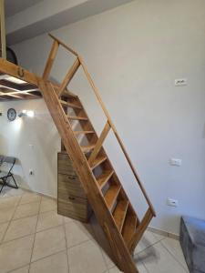 Urban Apartment by AJS