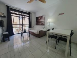 Alquilaencanarias-Medano Colon Center, near the beach - 3hvězdičkové hotely ve městě El Médano