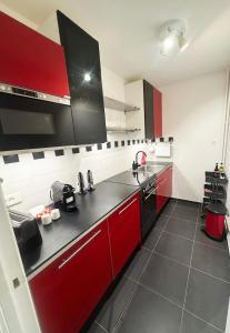 Appartements L Ecrin de Neuilly - La Defense & Champs Elysees 10 min away : photos des chambres