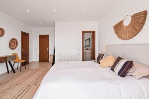 Exclusive villa with private pool & Gibraltar view