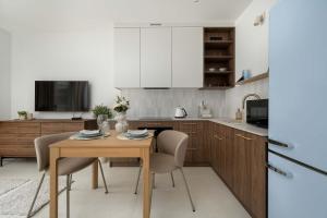 Exceptional Studio for 2 People by Noclegi Renters