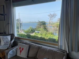 Maisons de vacances Grande maison face a l-ocean avec jardin pour 11 : photos des chambres