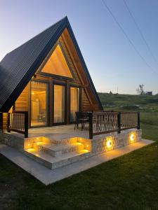 Grlo Sokolovo Cottage - Mountain Retreat near Podgorica