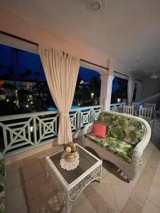 Waterfront apartment
