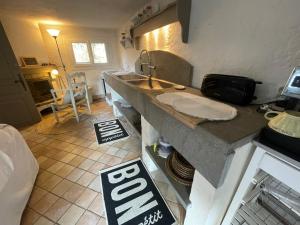 Maisons d'hotes Petite Maison provencale : photos des chambres