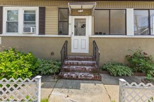 Totally Renovated 3Br Apartment