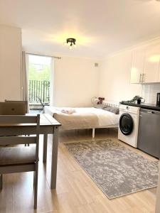 Studio Flat in West Hampstead