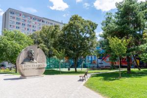 Timeless apartment near city center