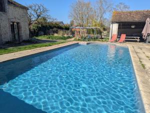 Grand Deluxe Poule Noire