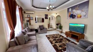 Ultra Home Apartment