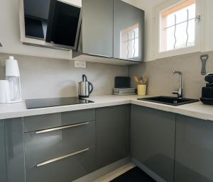 Apartment for 6 with garden near beach