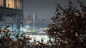 Despertá con vista a La Rural | Palermo + pileta