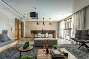 HMO - Estúdios completos em prédio c piscina