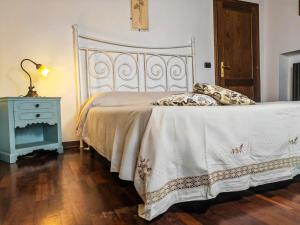 Casina del Monte a Monte in Pescia