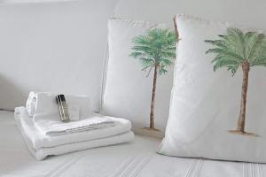 LE BELLA studio avec balcon idéal pour une évasion à deux, au calme et proche du centre-ville