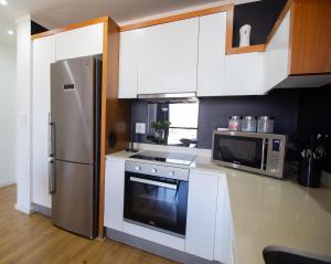 Sandton Smart Apartment Seven