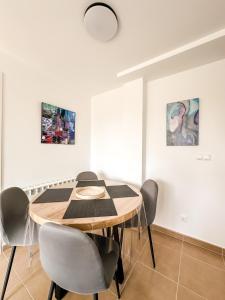 Apartamento Garballo by ALÔGA