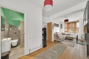 GuestReady - Fabulous home with patio in Cann Hall