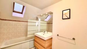 Beautiful house 8min to Disneyland