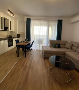 Elegant City Retreat