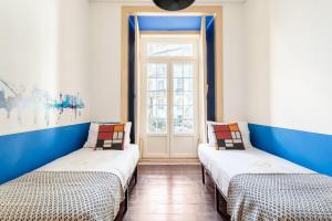 Explore Lisbon from an Artistic Alfama Home