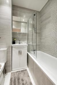 Stay Fulham North End Flats