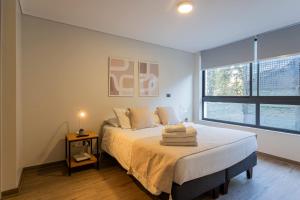Experience Santiago 1B 1B in Style
