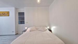 Appartements Royan - APPARTEMENT - rez-de-jardin - MARCHE a DEUX PAS PLAGE a 600m : photos des chambres